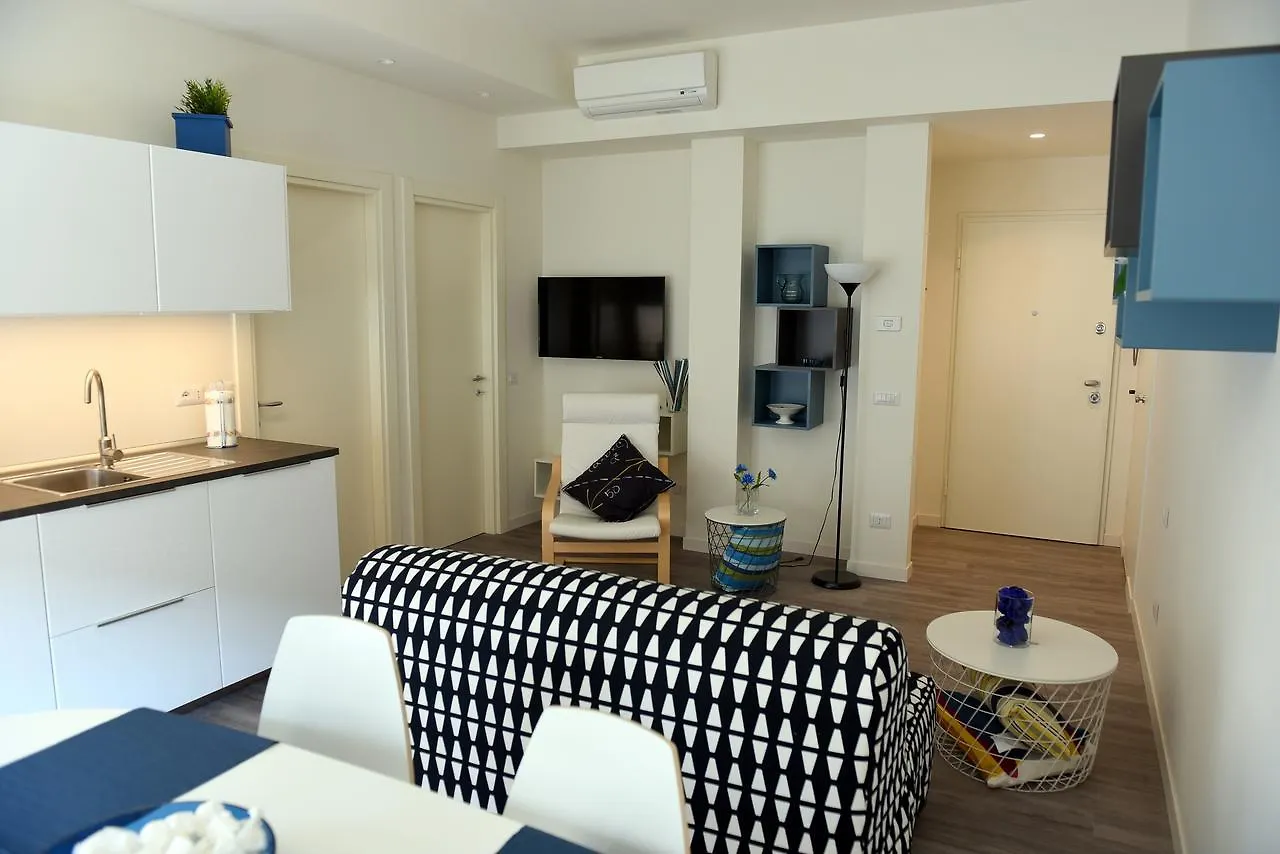 Apartament Le Rondinelle Como 0*,  Włochy