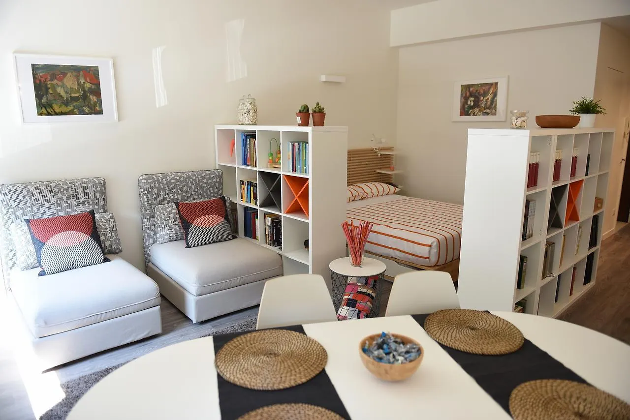 Apartament Le Rondinelle Como