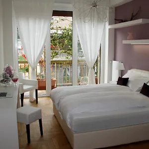 Апартаменты La Rondine, Комо