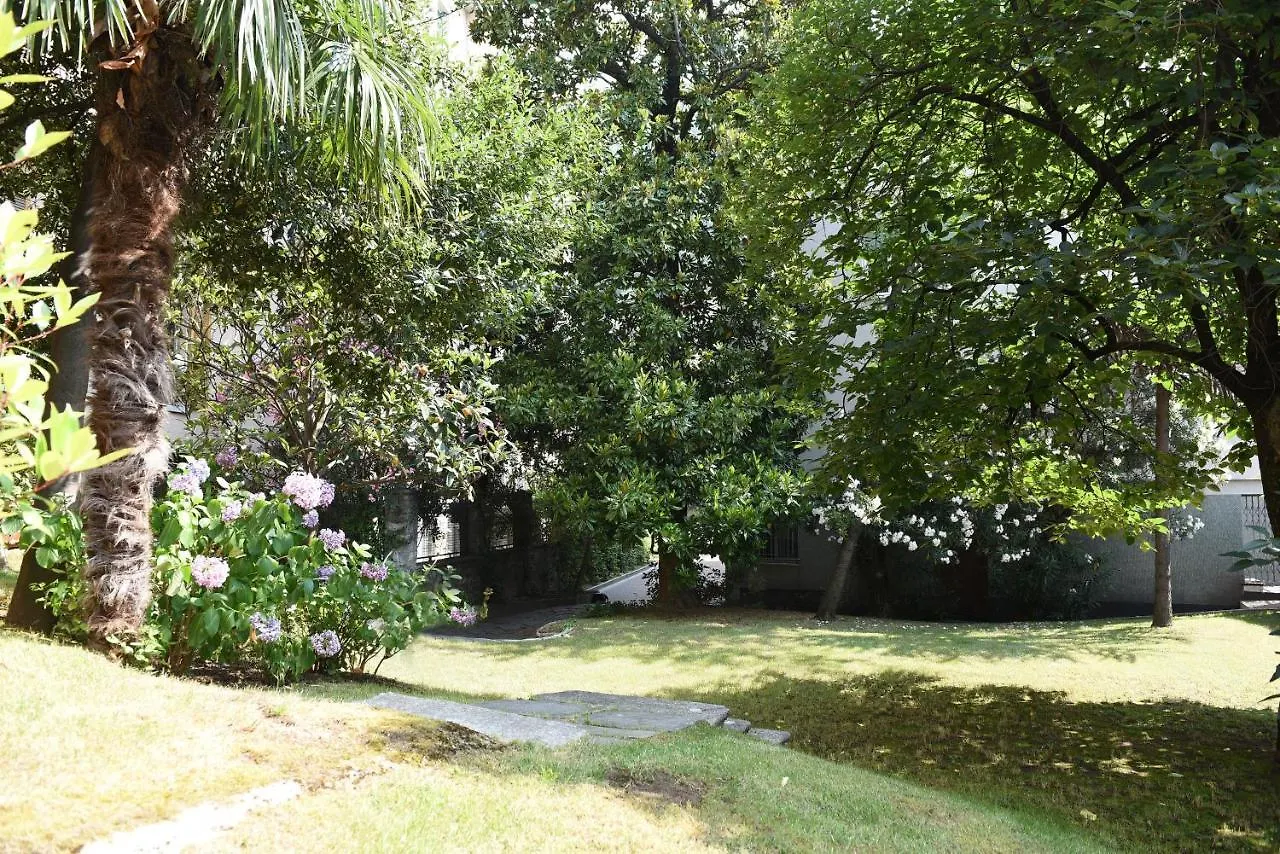 Le Rondinelle Apartment Como