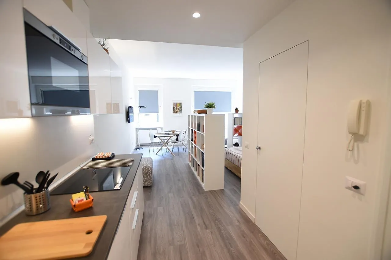 Le Rondinelle Apartment Como Italy