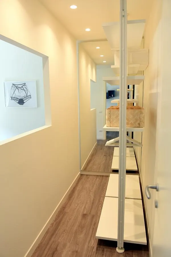 Le Rondinelle Apartment Como 0*,  Italy