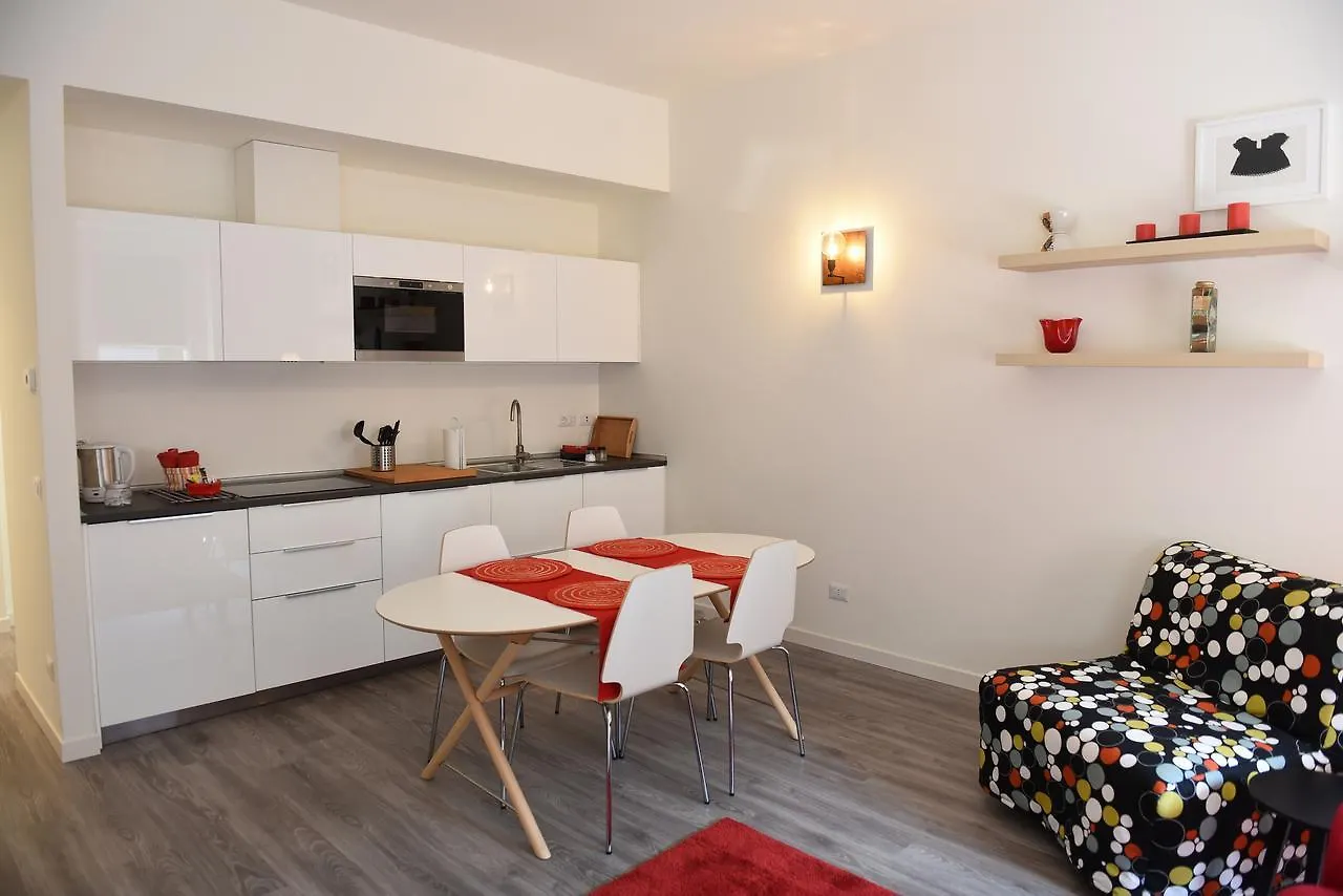 Le Rondinelle Apartment Como Italy