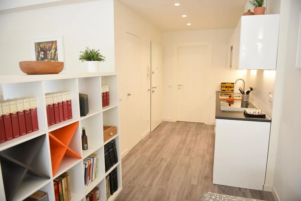Le Rondinelle Apartment Como