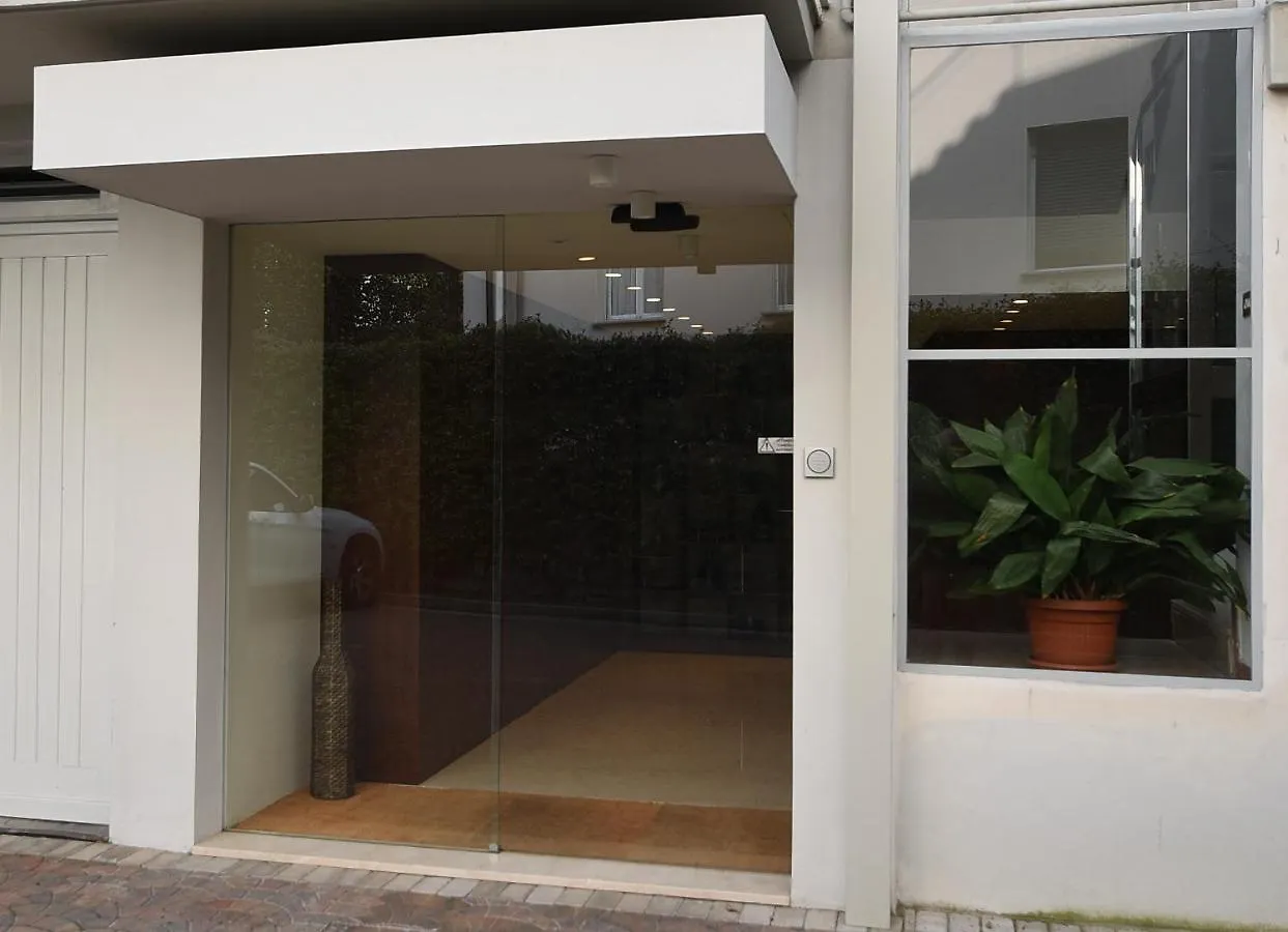 Le Rondinelle Apartment Como